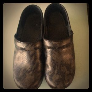 Dansko clogs in great used condition!